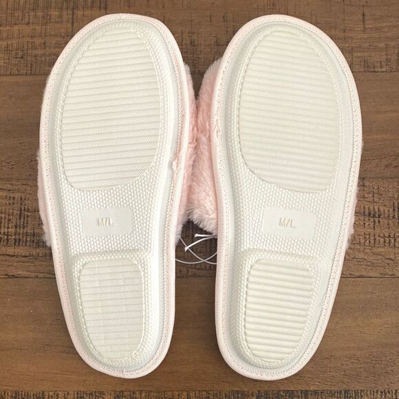 Splendid - SIZE M/L - Light Pink - Fuzzy Slide Slippers - New - Picture 3 of 3